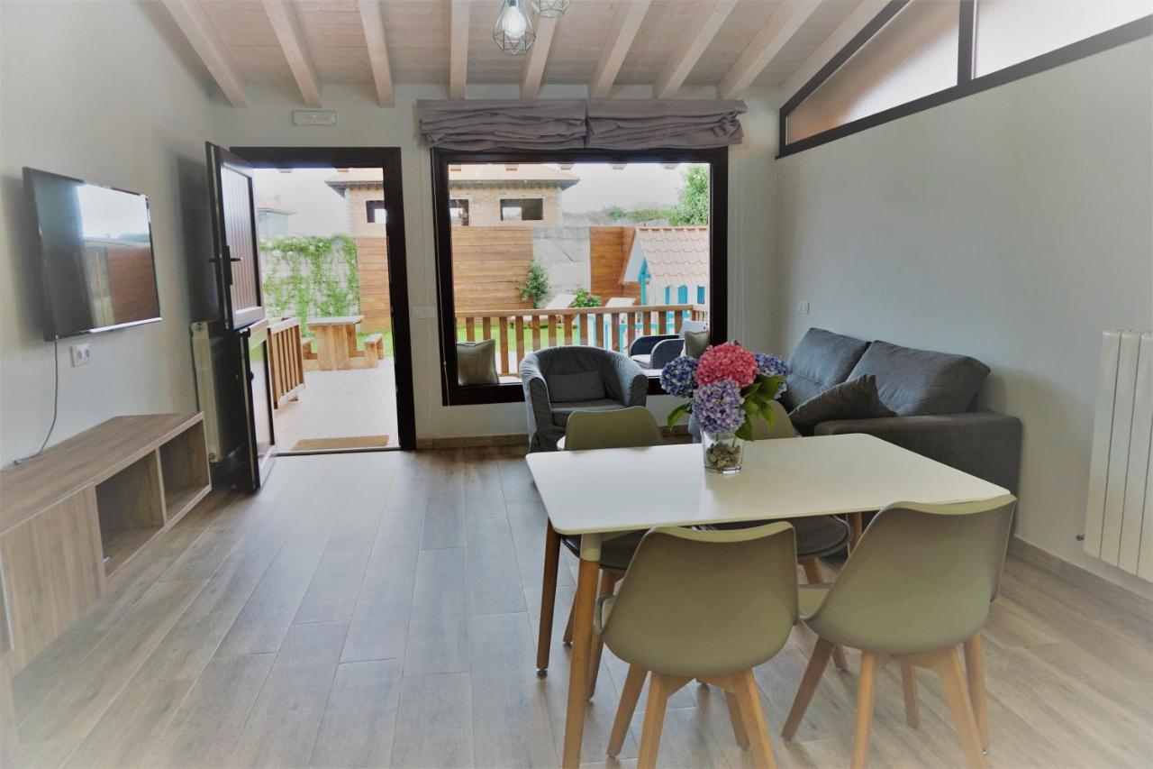 Apartamentos La Playina Лянес Екстериор снимка