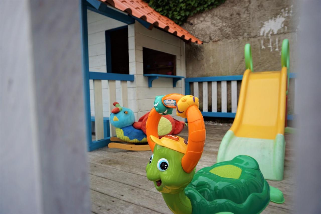 Apartamentos La Playina Лянес Екстериор снимка