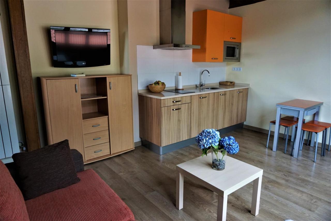 Apartamentos La Playina Лянес Екстериор снимка