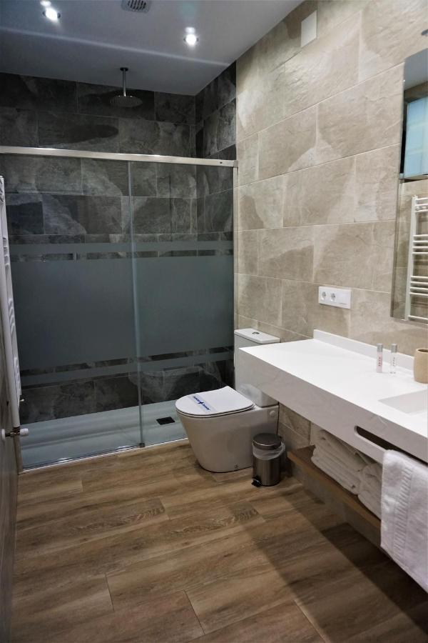 Apartamentos La Playina Лянес Екстериор снимка